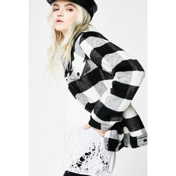 NWT Levi's Black and White Plaid Sherpa Trucker Jacket - Small - Picture 1 of 12